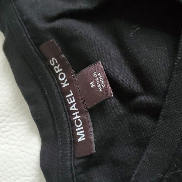 Michael Kors Unisex V-Neck Tee - Picture 2 of 3